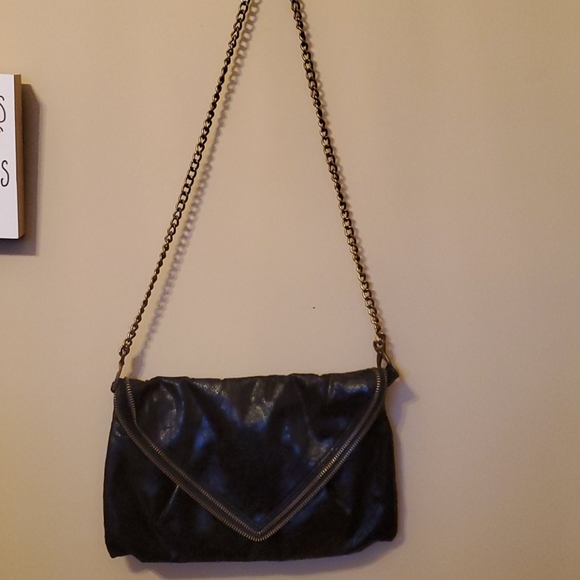 🪁2/$40 Matt and Nat Convertible Envelope Purse - Picture 2 of 8